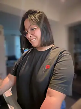 DannaaMeliza online show from 12.13.24