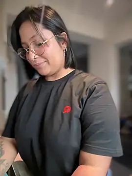 DannaaMeliza online show from 12.13.24