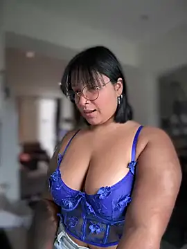 DannaaMeliza online show from 12.26.24