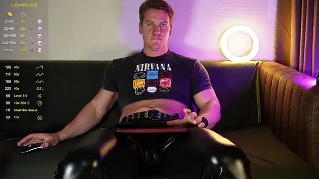 SteeveMuscle online show from 12.15.24