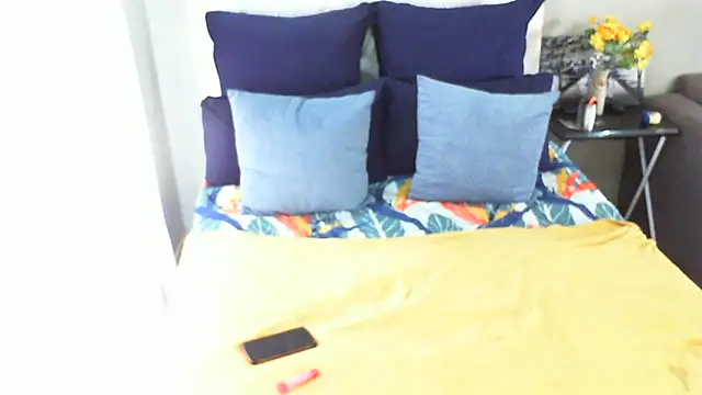 Snapshot of SQUITBOOTY chatting on 03.02.25 SQUITBOOTY online show from 03.02.25