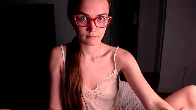 Snapshot of EvelynGG chatting on 05.09.26 EvelynGG online show from 05.09.26