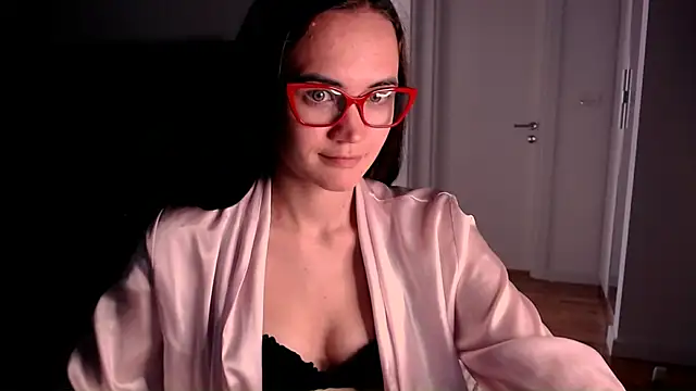 Snapshot of EvelynGG chatting on 05.25.26 EvelynGG online show from 05.25.26