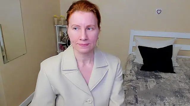 FoxySophia online show from 09.30.25