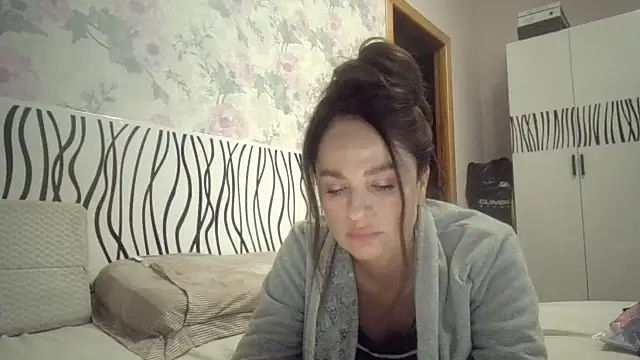 LindaStarS online show from 10.25.25