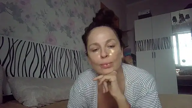 LindaStarS online show from 11.04.25