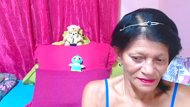 Snapshot of SLUTTYROXY chatting on 02.03.26 SLUTTYROXY online show from 02.03.26