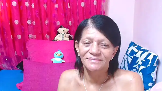 Snapshot of SLUTTYROXY chatting on 03.06.26 SLUTTYROXY online show from 03.06.26