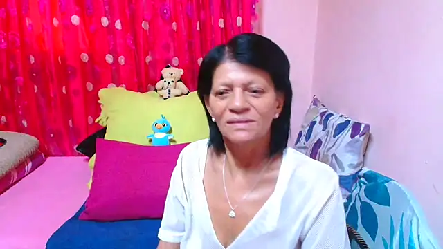 Snapshot of SLUTTYROXY chatting on 03.14.26 SLUTTYROXY online show from 03.14.26