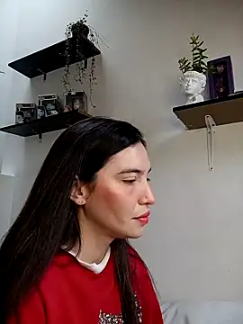 Snapshot of loveuu-bae chatting on 12.27.24 loveuu-bae online show from 12.27.24