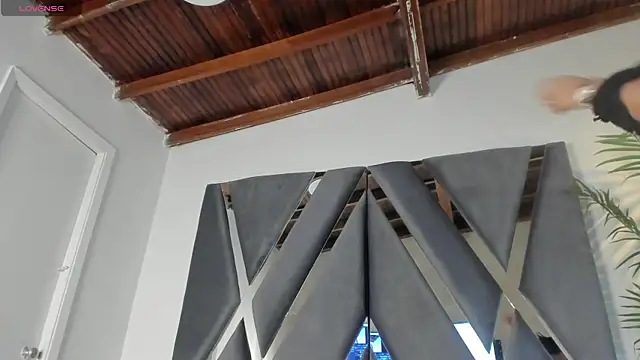 moonsweet1 online show from 01.20.25