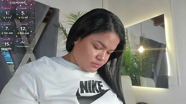 moonsweet1 online show from 01.23.25