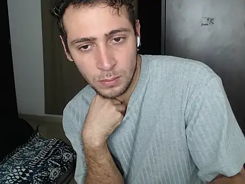 stevensanchez99 online show from 04.29.26