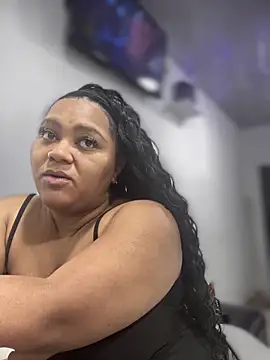 yanza2002 online show from 12.19.24