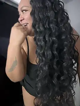 yanza2002 online show from 01.14.25