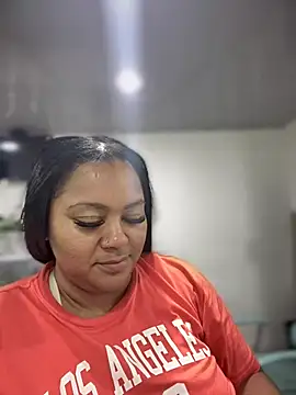 yanza2002 online show from 03.07.25