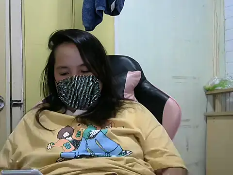 Snapshot of AasianAngelEyesXX chatting on 01.28.25 AasianAngelEyesXX online show from 01.28.25