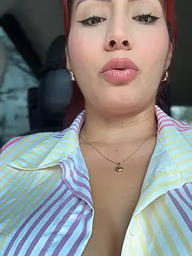 Snapshot of LINDA_PATTY94 chatting on 02.13.25 LINDA PATTY94 online show from 02.13.25