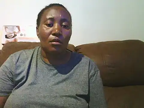 Snapshot of ebonytitts4u chatting on 01.16.25 ebonytitts4u online show from 01.16.25