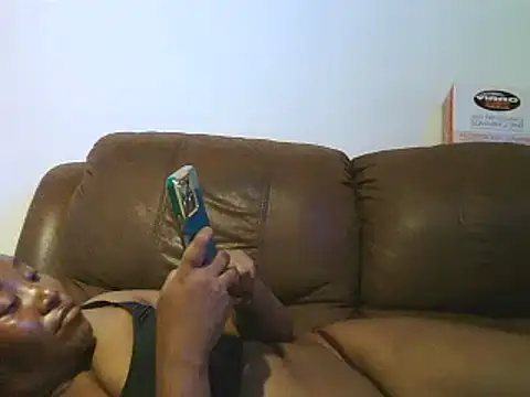 Snapshot of ebonytitts4u chatting on 01.23.25 ebonytitts4u online show from 01.23.25