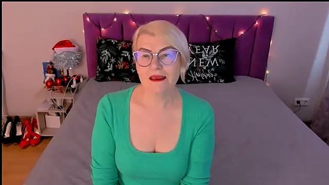 sabrinamacmarren online show from 01.11.26