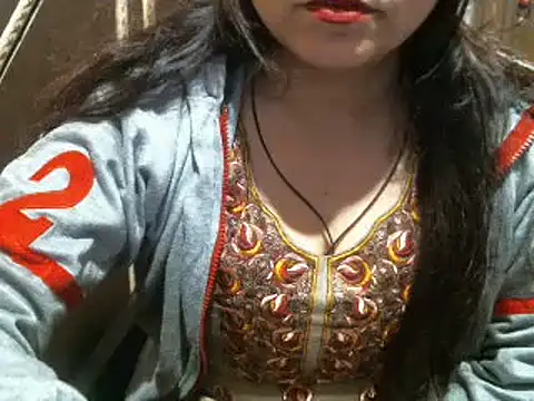 Snapshot of UrsMansi chatting on 12.18.24 UrsMansi online show from 12.18.24