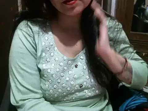 Snapshot of UrsMansi chatting on 11.15.25 UrsMansi online show from 11.15.25