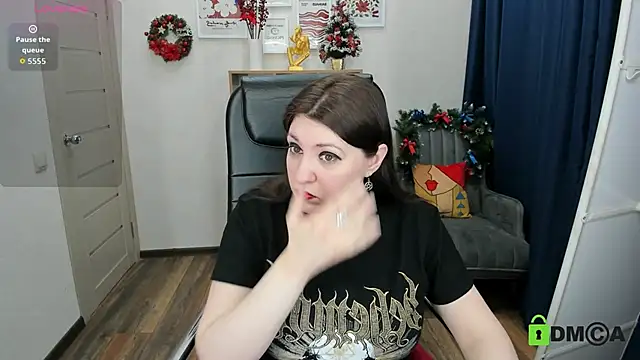 Black Black Rose online show from 01.11.26