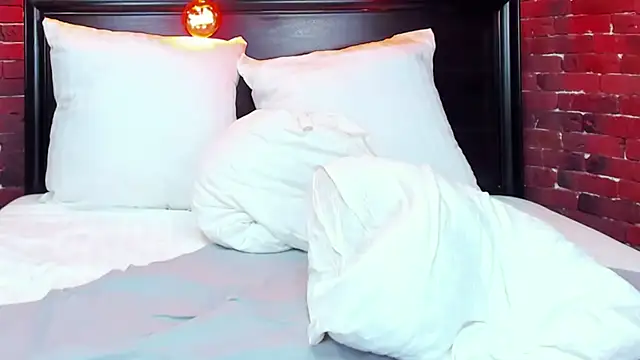 ChristynaRoss online show from 02.12.25