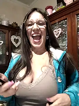 Melmamalhudaxh online show from 12.18.25