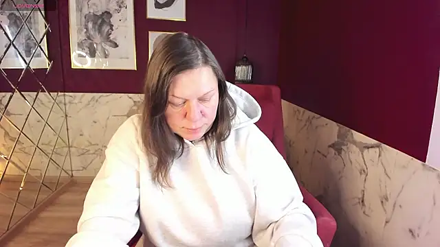 KellyPerfection online show from 02.12.26