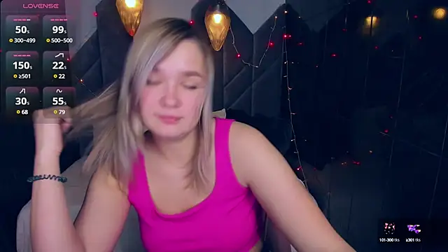 Snapshot of BellaDreamy chatting on 01.11.25 BellaDreamy online show from 01.11.25