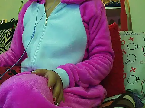 pamelasophia19 online show from 12.27.24