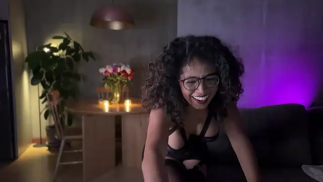 illaroom online show from 02.22.25