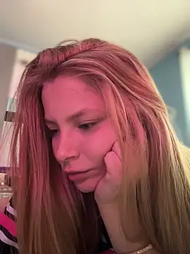 Snapshot of AnastasiaAniess chatting on 02.25.26 AnastasiaAniess online show from 02.25.26