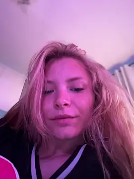 Snapshot of AnastasiaAniess chatting on 04.02.26 AnastasiaAniess online show from 04.02.26