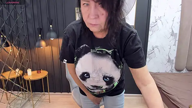 LindaPassionate online show from 12.17.24