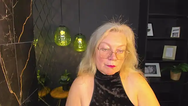 NataliMellow online show from 10.24.25