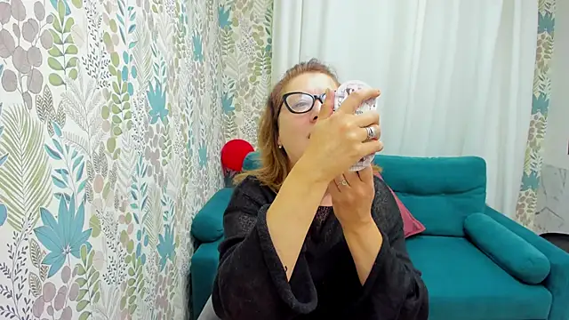 LeaPure online show from 09.27.25