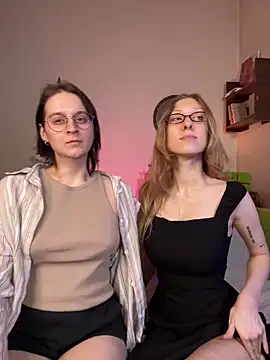 Jitoon Exe online show from 12.18.24