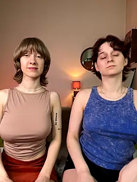 Jitoon Exe online show from 10.26.25