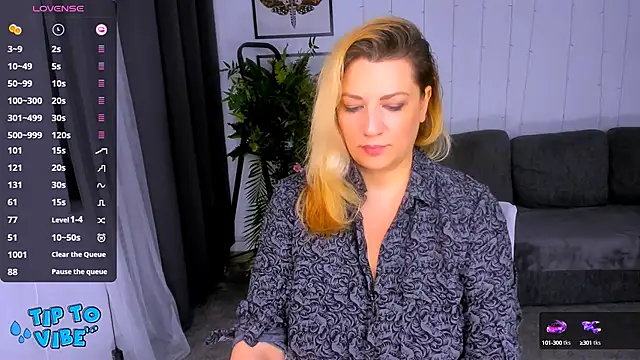 Snapshot of JillSpacey chatting on 01.25.25 JillSpacey online show from 01.25.25