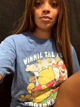 Rakiyahcharms online show from 09.18.25