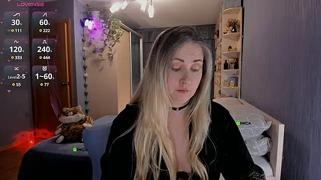 SweetLanna online show from 12.23.24