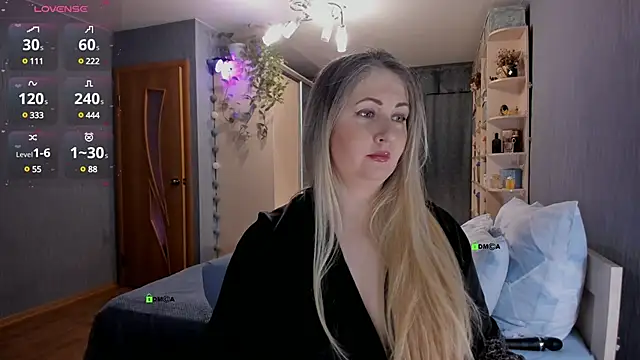 SweetLanna online show from 01.02.25