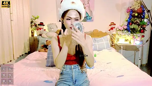 Snapshot of ribbinpink chatting on 11.27.25 ribbinpink online show from 11.27.25