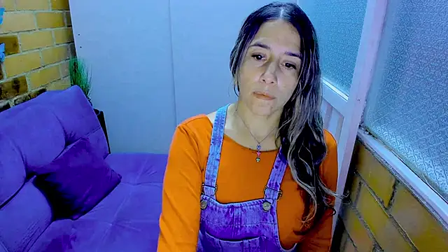 Snapshot of Penelope47 chatting on 03.04.25 Penelope47 online show from 03.04.25