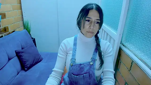 Snapshot of Penelope47 chatting on 03.05.25 Penelope47 online show from 03.05.25