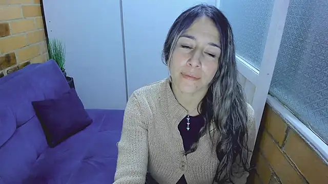 Snapshot of Penelope47 chatting on 03.07.25 Penelope47 online show from 03.07.25