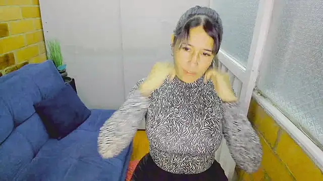 Snapshot of Penelope47 chatting on 03.21.25 Penelope47 online show from 03.21.25